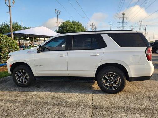 Iridescent Pearl Tricoat 2024 Chevrolet Tahoe Z71