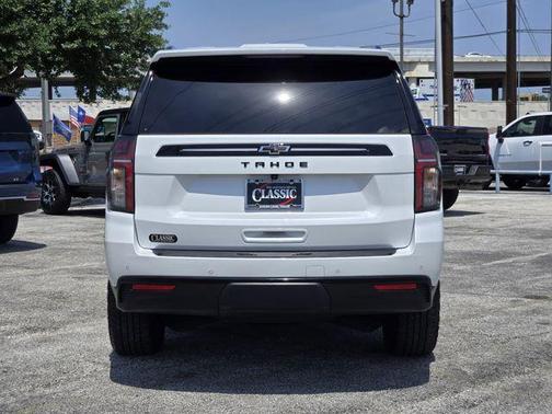 Iridescent Pearl Tricoat 2024 Chevrolet Tahoe Z71