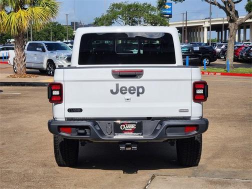 2022 Jeep Gladiator Overland