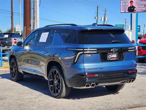 2024 Chevrolet Traverse RS
