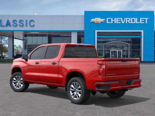 2025 Chevrolet Silverado 1500 Custom
