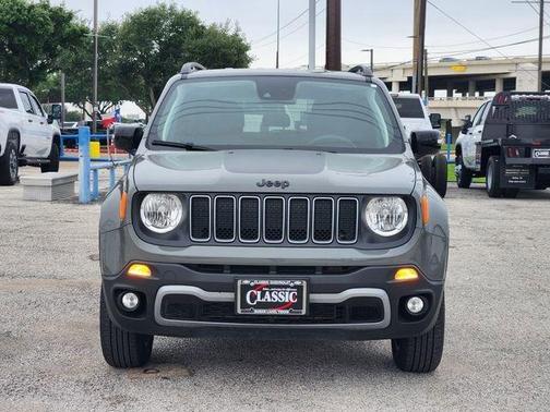 Sting Gray Clearcoat 2023 Jeep Renegade Latitude