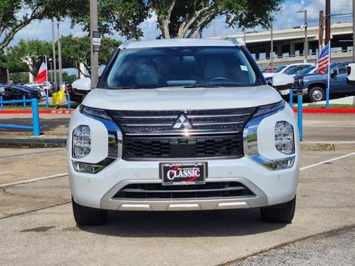 2023 Mitsubishi Outlander SEL