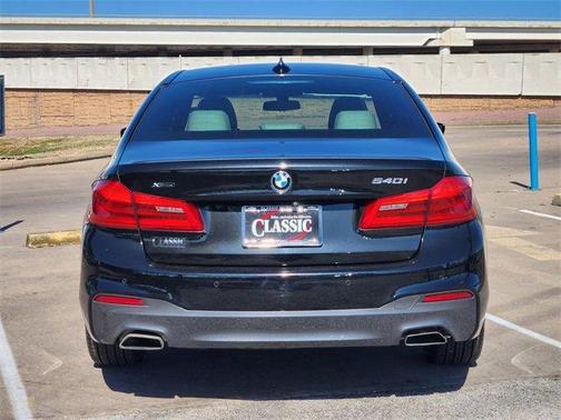 2019 BMW 540 i xDrive
