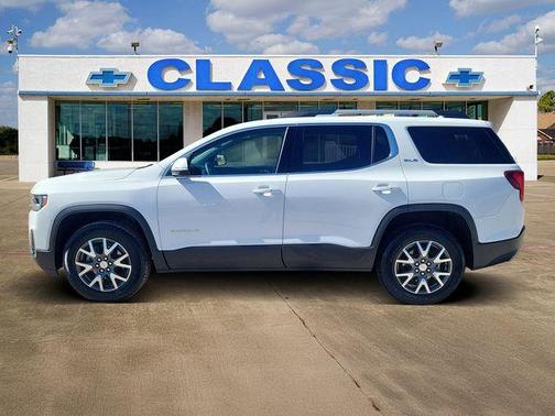 Summit White 2023 GMC Acadia SLE