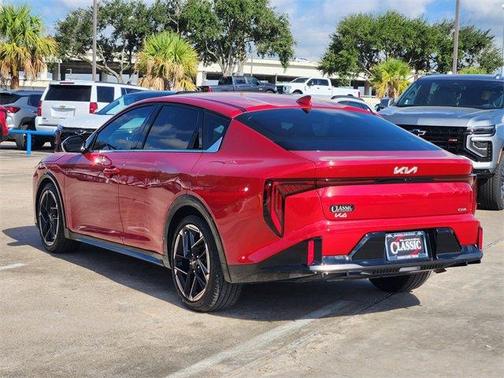2025 Kia K4 GT-Line