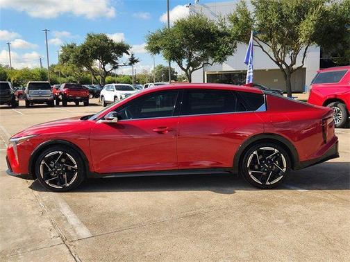 2025 Kia K4 GT-Line