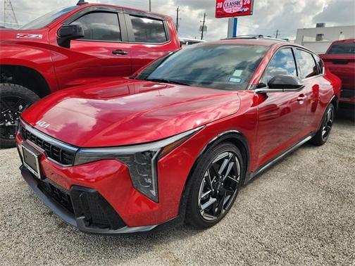 2025 Kia K4 GT-Line
