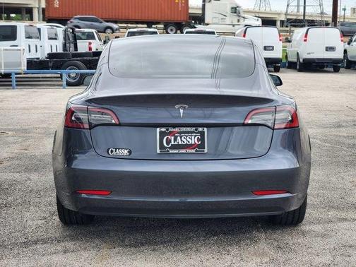 Pearl White Multi 2023 Tesla Model 3 Base