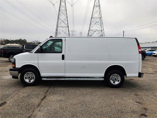 2024 GMC Savana 2500 Work Van