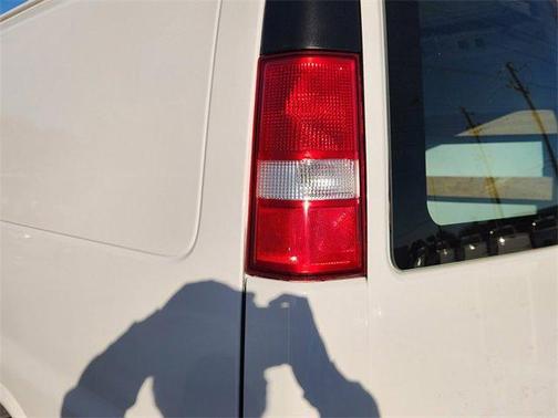 2024 GMC Savana 2500 Work Van