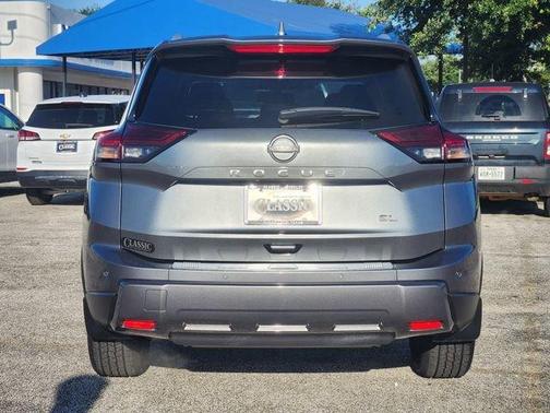 Gun Metallic 2024 Nissan Rogue SL