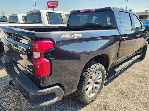 2022 Chevrolet Silverado 1500 Custom
