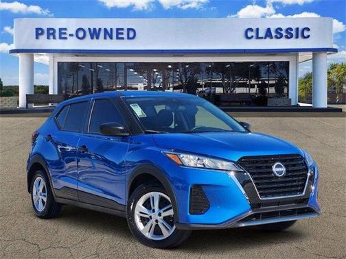 2025 Nissan Kicks Play S