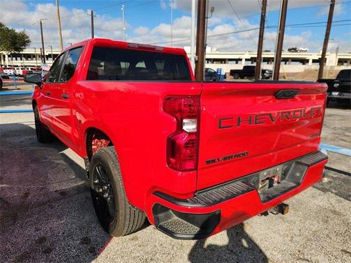 2022 Chevrolet Silverado 1500 Custom