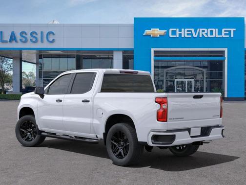 2025 Chevrolet Silverado 1500 Custom