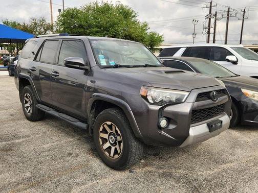 Magnetic Gray Metallic 2018 Toyota 4Runner SR5