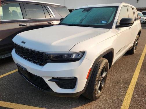 Bright White Clearcoat 2024 Jeep Grand Cherokee Limited