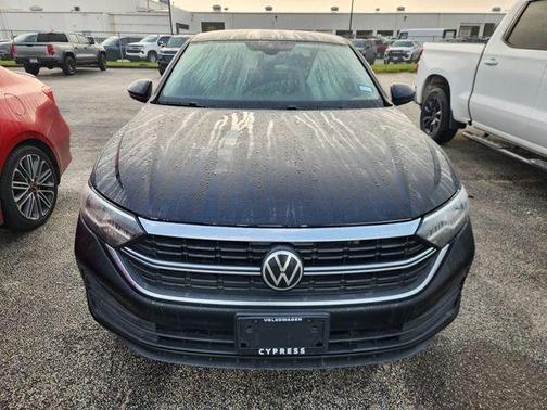 Deep Black Pearl Effect 2022 Volkswagen Jetta 1.5T SE