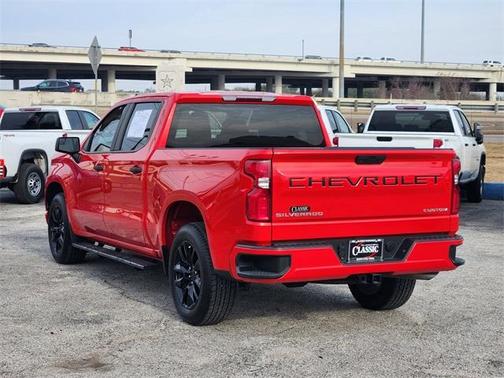 2021 Chevrolet Silverado 1500 Custom