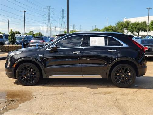 2023 Cadillac XT4 Premium Luxury