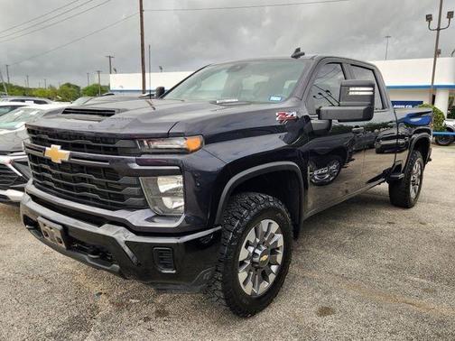 2024 Chevrolet Silverado 2500 Custom