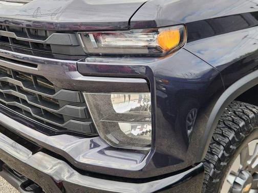 2024 Chevrolet Silverado 2500 Custom