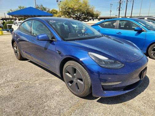 2023 Tesla Model 3 Base