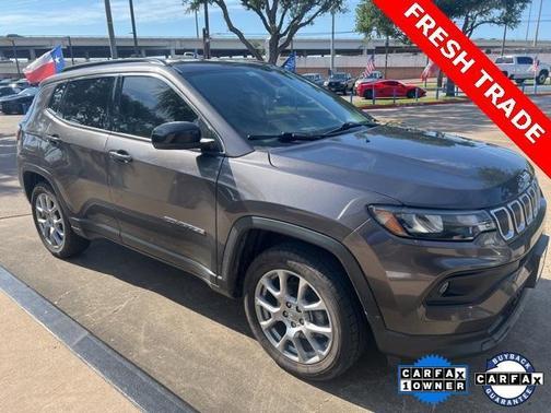 2022 Jeep Compass Latitude Lux