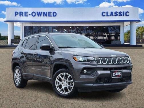 2022 Jeep Compass Latitude Lux