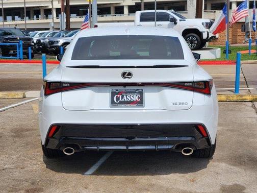 2023 Lexus IS 350 F SPORT Design