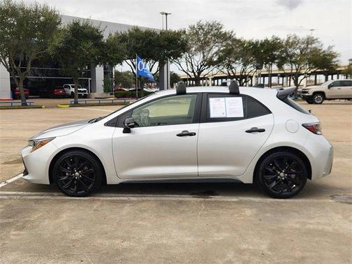 2022 Toyota Corolla Hatchback SE