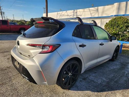 2022 Toyota Corolla Hatchback SE