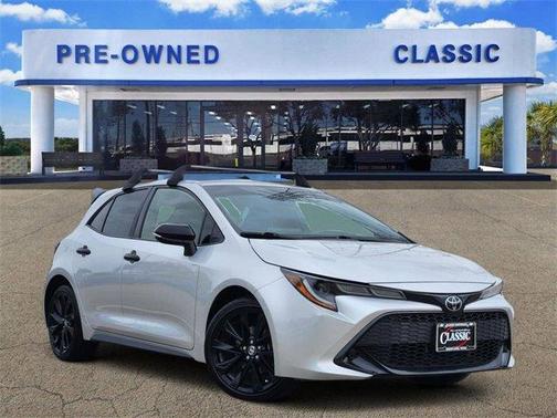 2022 Toyota Corolla Hatchback SE