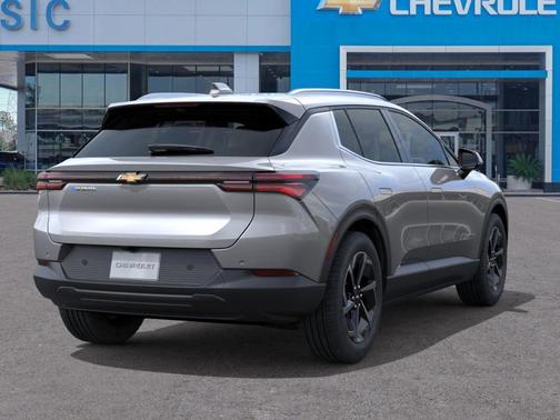 2026 Chevrolet Equinox EV LT 2