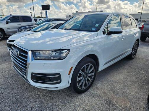 2017 Audi Q7 3.0T Premium Plus