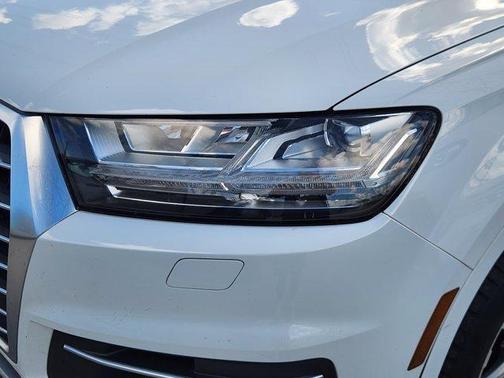 2017 Audi Q7 3.0T Premium Plus