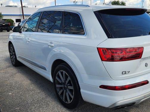2017 Audi Q7 3.0T Premium Plus
