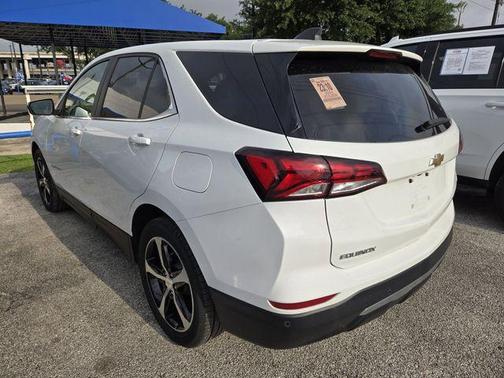 Summit White 2024 Chevrolet Equinox LT