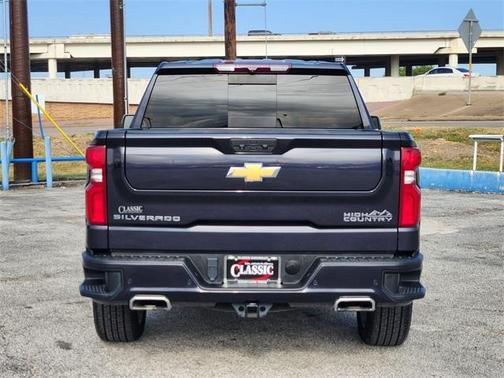 2022 Chevrolet Silverado 1500 High Country