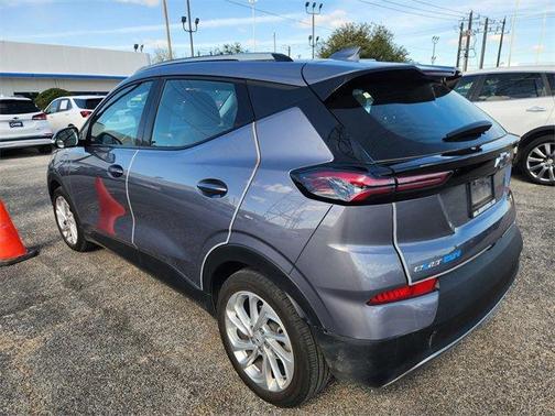 2023 Chevrolet Bolt EUV LT