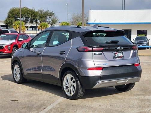 2023 Chevrolet Bolt EUV LT