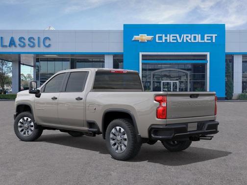 2026 Chevrolet Silverado 2500 Custom