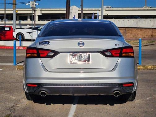 2020 Nissan Altima 2.5 SR