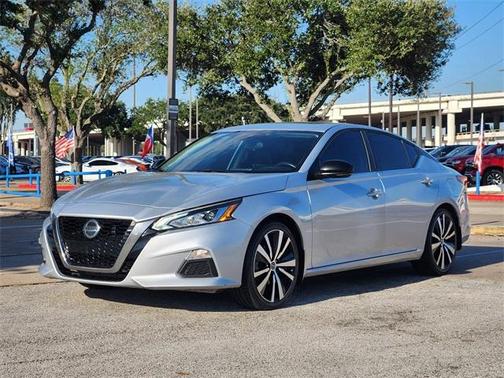 2020 Nissan Altima 2.5 SR