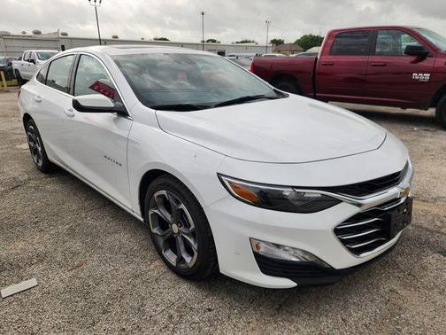 Summit White 2024 Chevrolet Malibu LT