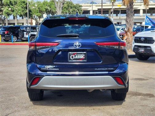 2020 Toyota Highlander Platinum
