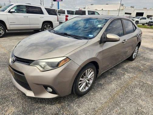 Brown 2015 Toyota Corolla LE Plus
