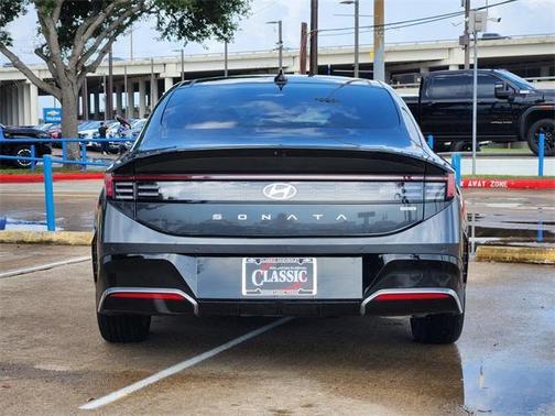 2024 Hyundai SONATA Hybrid Limited