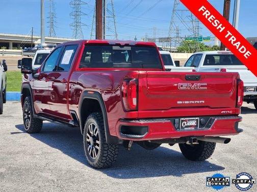 2022 GMC Sierra 2500 AT4